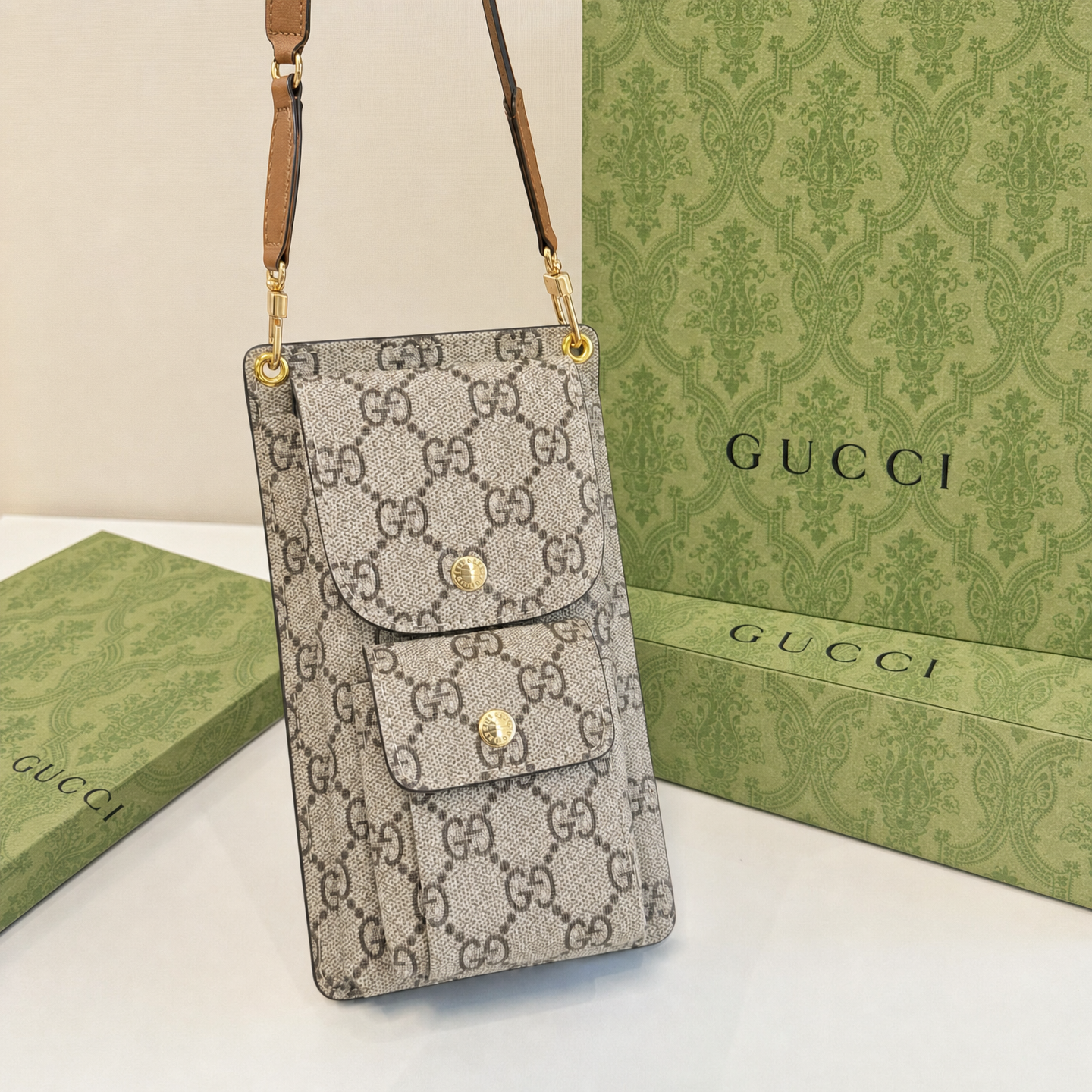 Leather GG Crossbody Phone Bag | PE2600187