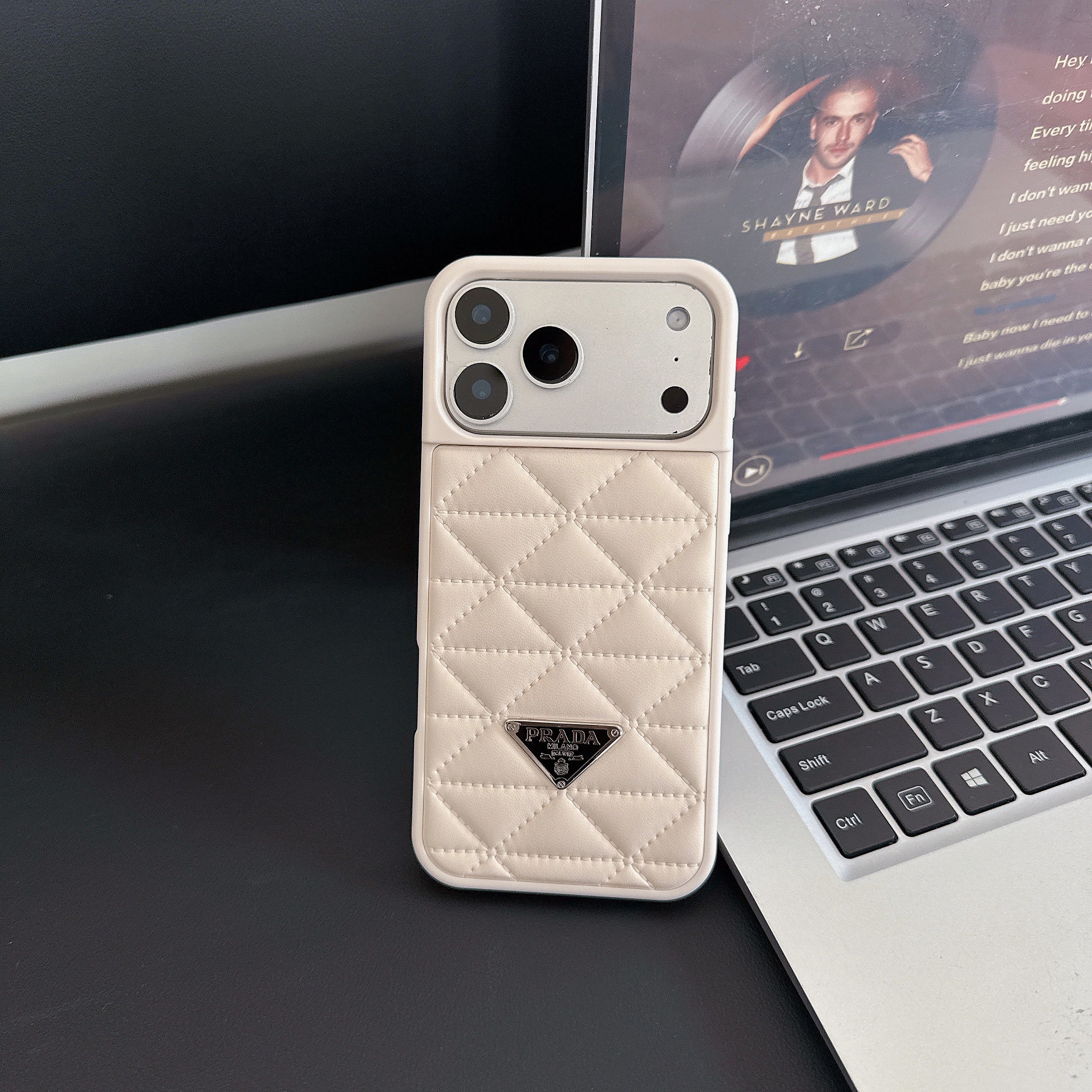 Leather PR Phone Case For iPhone white | PE2600141