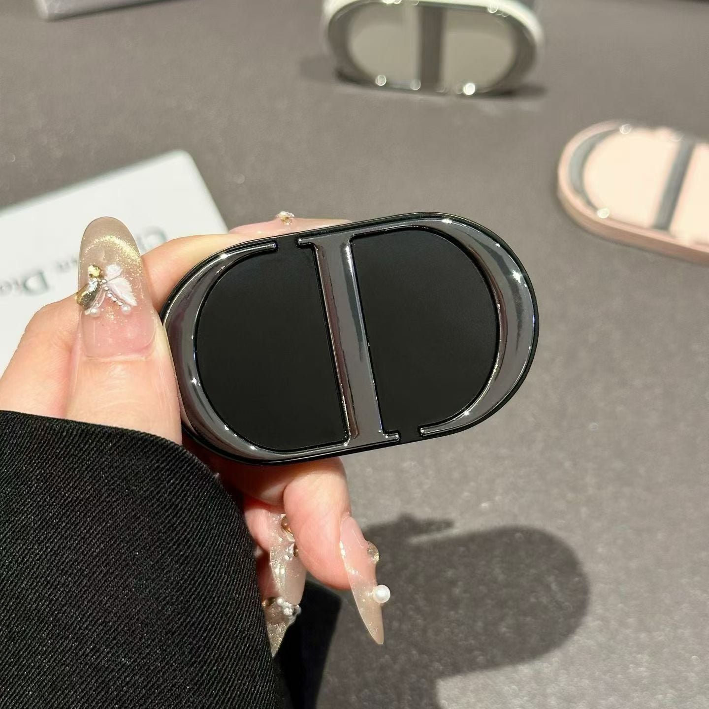 CD Makeup Mirror Phone Holder | PE2600159