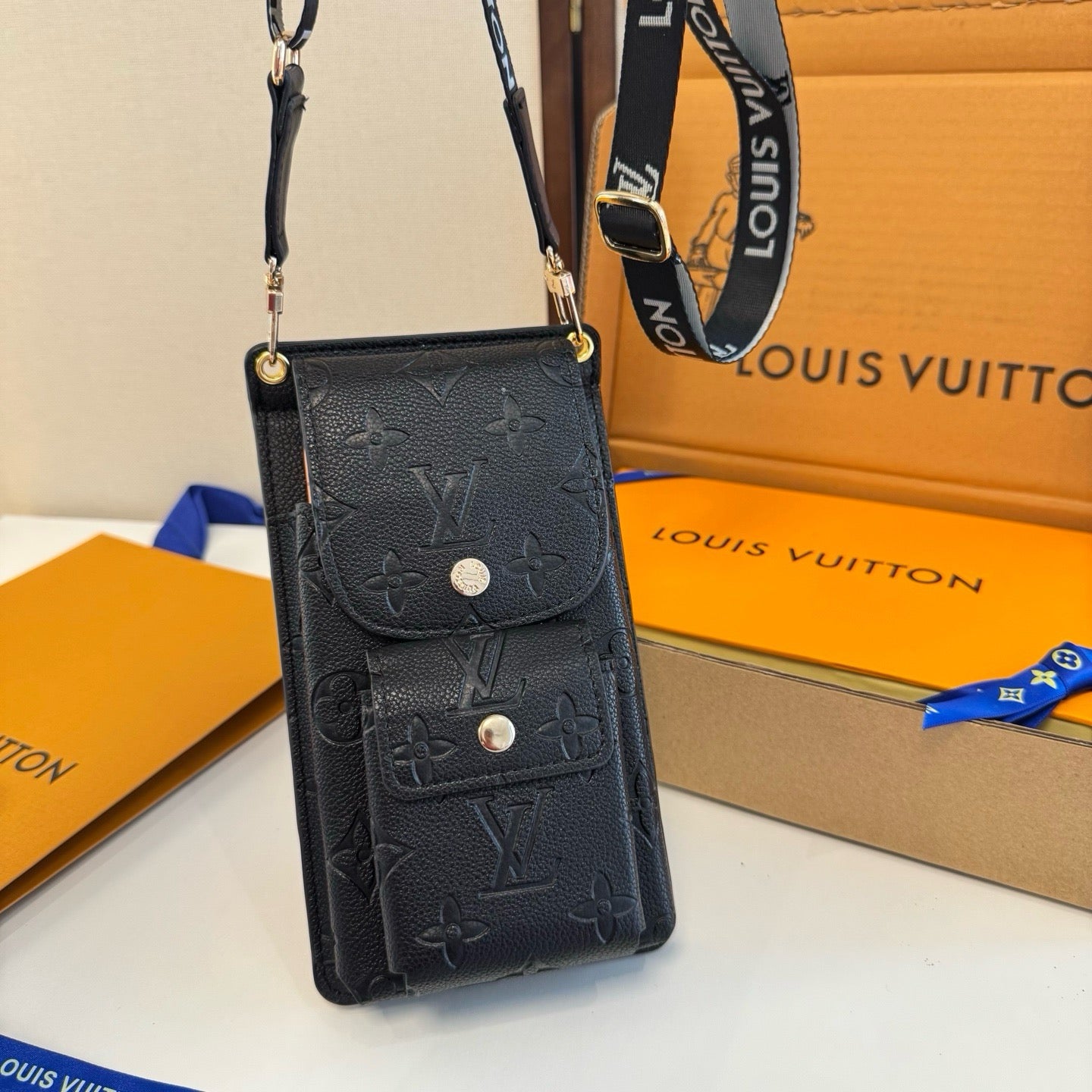 Luxury Leather Monogram Crossbody Phone Bag-CYLV158