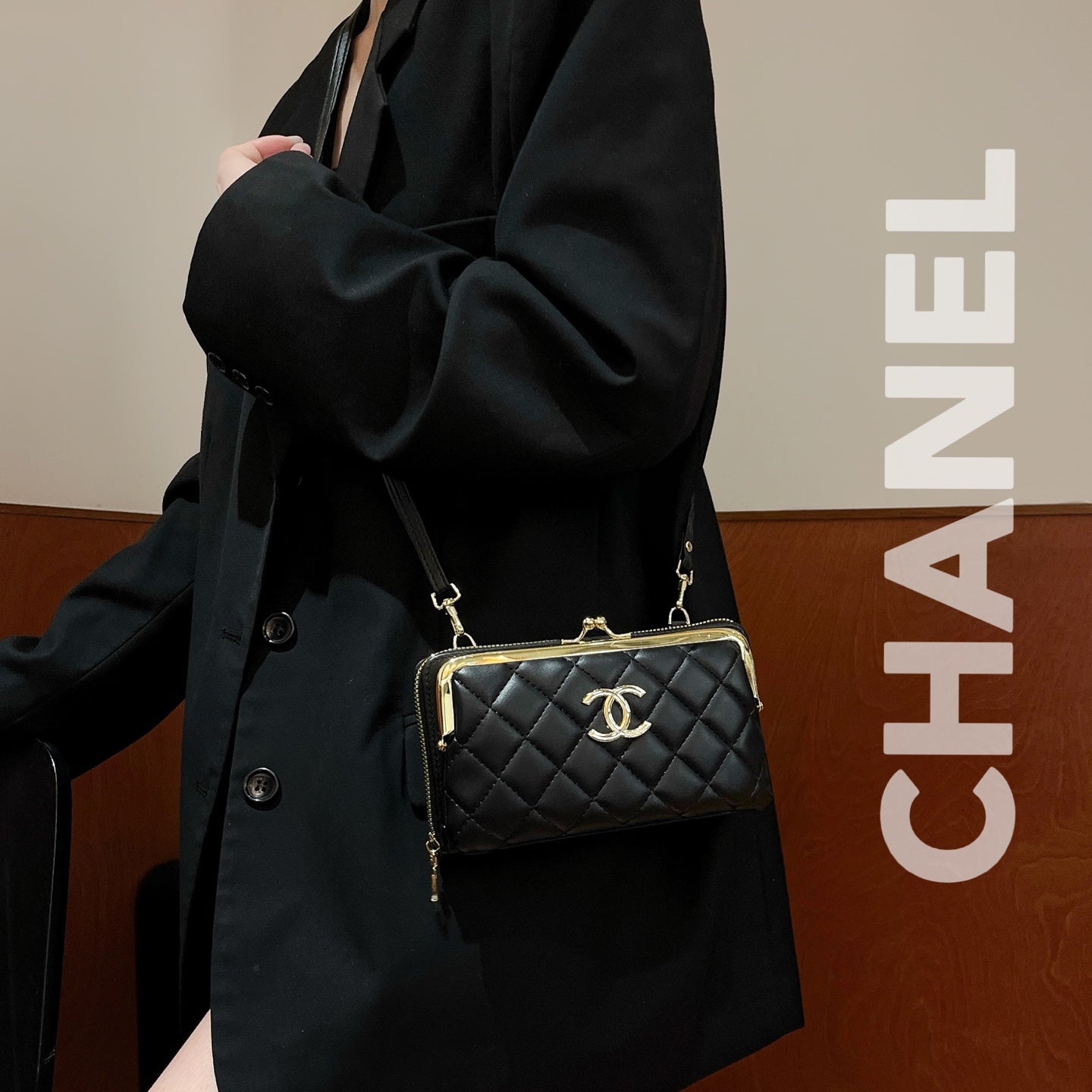 Leather CC Crossbody Phone Bag | PE2600151