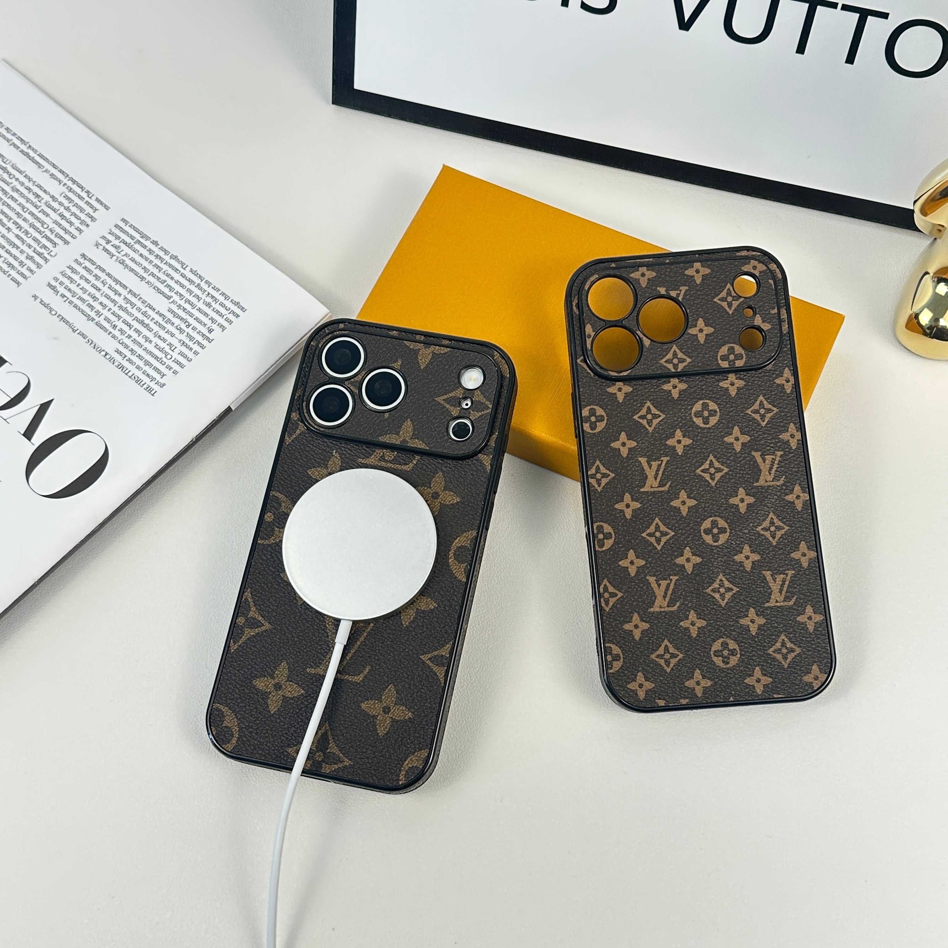 Monogram Refined Leather Magnetic iPhone Case（Compatible With Magsafe）For iPhone 17 Series-RCLV064 - Runycase